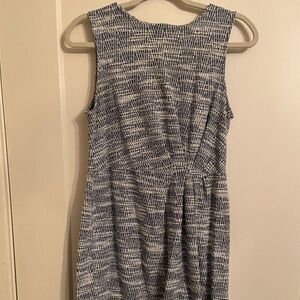 Banana Republic dress size 10 blue and white mid length